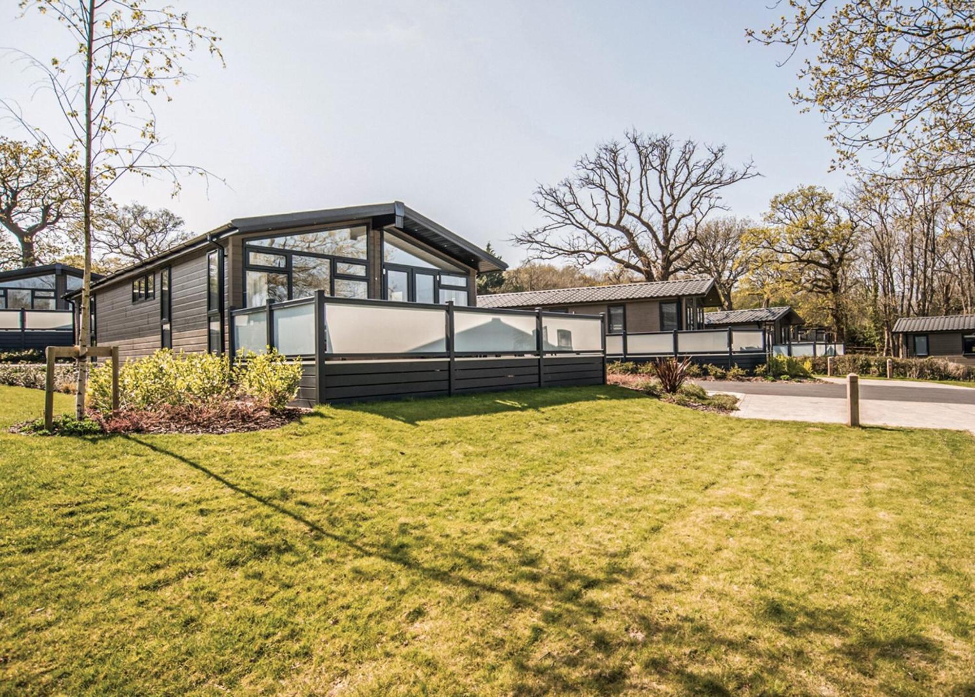 Woodside Coastal Retreat Hotel Fishbourne  Exterior foto